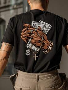 1PC Una playera 100% algodón para hombre, con estampado de personaje de anime, disponible en colores negro y blanco. Ideal para uso diario, regalo de cumpleaños o presente para amigos. - Negro (parte posterior) - Ver 2