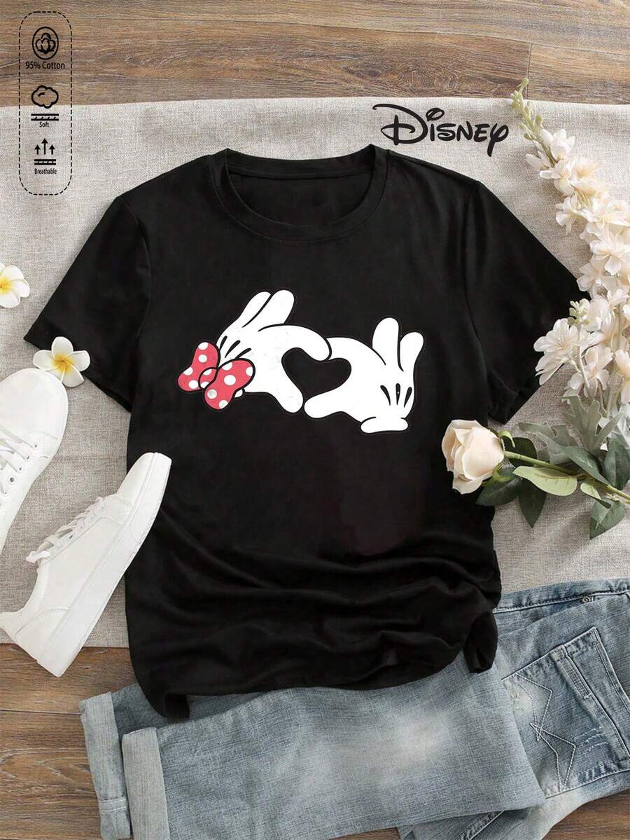 co-branded T-shirt, classic black background color,  gloves than the heart pattern playful and cute, with red and white polka dot bow, simple and childish, daily with jeans and white shoes, inter-pretation of  with jeans and white shoes, inter-pretation of  with jeansty and white shoes, inter-preute of  with jeansty and white shoes, inter-preute of  with jeansty and white shoes, inter-preute of  with jeansty and white shoes, inter-preute of  with jeansty and white shoes, inter-preute of  with jeansty and white shoes, inter-pres isneys？ - 黑色 - 查看 1