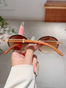 New Retro Oval Frame Fashion Glasses With Wooden Grain Temples, Sparkling Rhinestone Decoration, Brown Lenses Preppy Style For Back To School Oval Shape Rhinestone Decor - C5 Gold Frame Tea - View 2