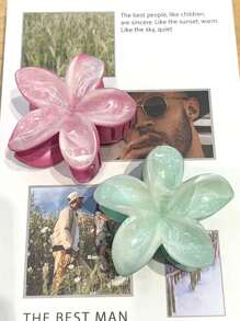 2 pièces set pince à cheveux en acrylique avec fleurs de marguerites tie-dye, style coréen mignon et polyvalent. Accessoires pour cheveux élégants et appropriés pour les photos de vacances à la plage estivale. Pinces à cheveux à fleurs de style bohème