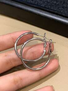 1 par de pendientes de aro minimalistas y lisos, diseño sencillo y atmósfera, para uso diario y fiestas para mujeres