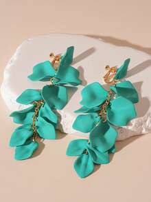 1 对时尚长流苏亚克力花瓣夹式耳环，夸张个性化高端耳环，无需穿孔，适合宴会和派对 - clip - 查看 14