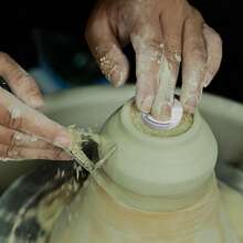 Pottery Wheel Centering Tool Ceramic Trimming Aid With Synchronized Rotation & Hand Guard Spinner For Perfectly Balanced Easy Clay Centering Tool For Beginners Mini Clay Turning Tool