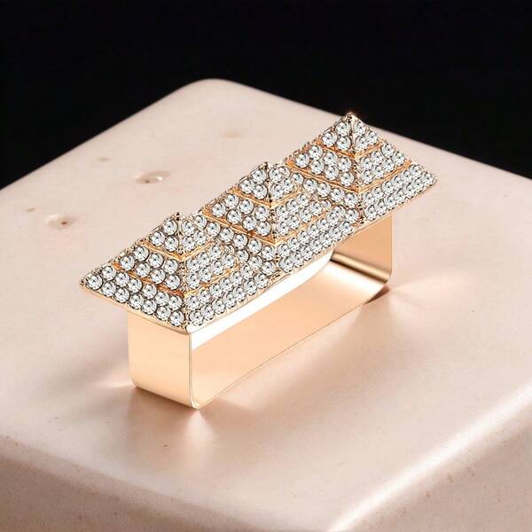 1pc Fashion Gold Pyramid Shaped Triple Finger Ring, Suitable For Men And Women Everyday, Holiday And Party Wear