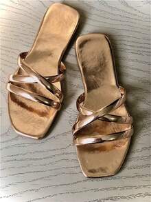 SANDALIAS CASUALES PLANAS  Playa    Vacación    Abertura    SINTETICO  Playa  Vacaciones  Vacación  Fiesta  Oficina    PRIMAVERA VERANO - Oro rosa - Ver 2