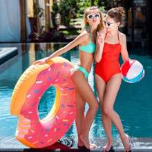 1 Stück Donut-förmiges Schwimmspielzeug, aufblasbares Schwimmhilfe für den Pool, in Rosa und Braun erhältlich, geeignet für Strand, Meer, Geburtstagsgeschenke, Urlaubsfeste, Sommergeschenke, Spaß und Erholung für Erwachsene im Urlaub