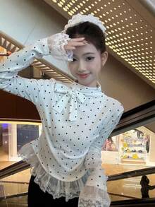 蝴蝶结和波点半高领T恤，秋季修身蕾丝边长袖上衣