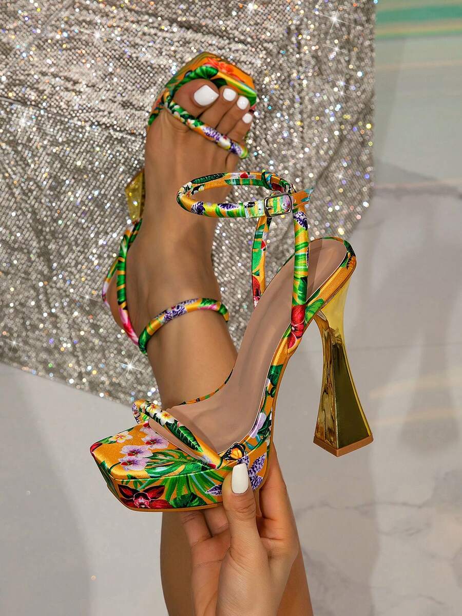 女士厚底高跟透明装饰时尚方头派对凉鞋，适合户外穿着 - 彩色 - 查看 1