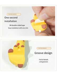 1pc Cute Desktop Computer Decor Girraffe Ornament, Home Office Accessory, Car Interior Decoration