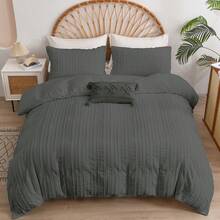 Grey Striped Plain Tufted