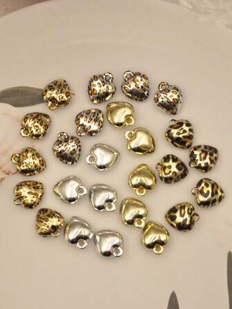 2/6/20Pcs Fashionable And Simple Leopard Pattern Heart-Shaped DIY Pendant, Suitable For Making Women's Earrings, Necklaces, Mobile Phone Chains, Bag Ornaments, Chains, Suitable For Making Valentine's Day Gifts, Holiday Gifts,Golden Leopard Heart Pendant, Silver Leopard Heart Pendant, Suitable For DIY Jewelry And Accessories,Halloween,Christmas