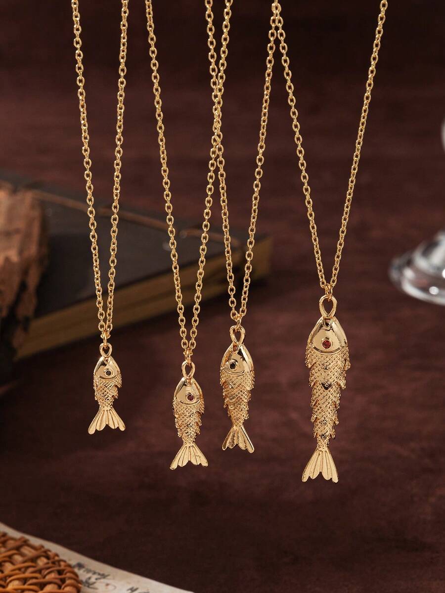 1 件可爱金色活动小鱼吊坠项链，镶嵌锆石，镀 18k 金，适合日常佩戴、旅行和派对，可送给妻子、母亲、女朋友、女士首饰、女士吊坠项链、镀金首饰