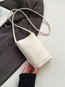 HAILIAN 女士简约纯色多功能便携单肩斜挎包，大容量设计，适合女性工作、通勤、商务旅行、购物、旅行随身携带，也可作为礼物送给女朋友（不含星星吊坠，星星吊坠需另行购买）。 - 彩色 - 查看 13