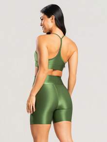 Women's Ribbed Gym Top And Shorts Fitness Set With Premium Shine - Green - View 5