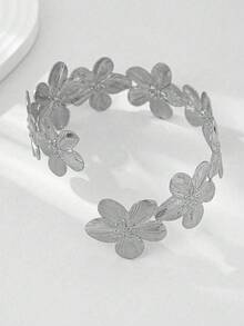1pc Minimalist Geometric Petal Charm Bracelet, Suitable For Women Everyday Wear - Petal Armlet - View 12