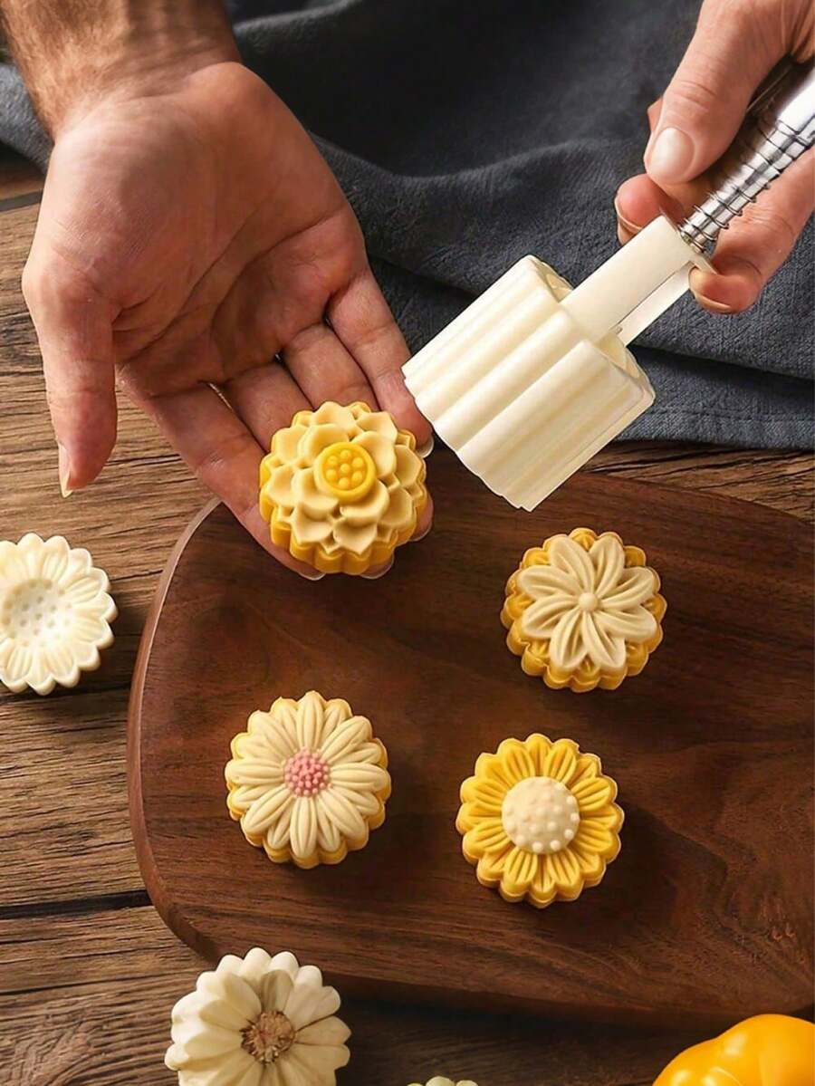 6-Piece Flower-Shaped Pastry Mold Set, Including 1 Extrusion Barrel And 5 Flower-Shaped Molds, Cake Making Diy Baking Tools, Cookie Molds, Kitchen Baking Accessories, Kitchen Gadgets, Perfect Baking Tools. - Multicolor - View 1