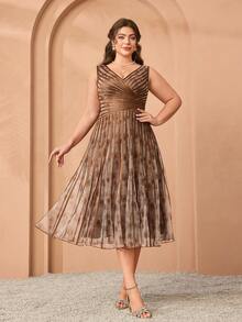 V-Neck Printed Ruffle Hem High-End Evening Gown