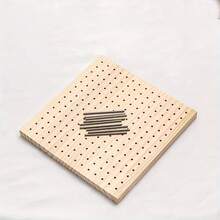 1 Set Placă de Croșetat cu Tije Metalice, Include Placă pentru Croșetat, Fixator de Ace cu Strasuri, Placă pentru Croșetat, Placă Pătrată pentru Bunica, Covoraș din Lemn pentru Croșetat, Placă de Tricotat - Suprafață Netedă, Nu Necesită Instalare, Potrivită pentru Începători și Meșteri Avansați, Cadoul Perfect pentru Pasionații de Manualități | Placă Decorativă pentru Meșteșuguri | Placă cu Suprafață Netedă, Instrumente de Croșetat - Culoarea lemnului - Vizualizare 5