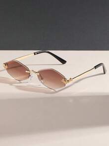 1pc Unisex Metal Frame Multi-Color Lens Fashion Glasses, Beach Accessory For Women, Perfect For Shopping, Driving, Party, Outdoor, Travel - Grey - View 2