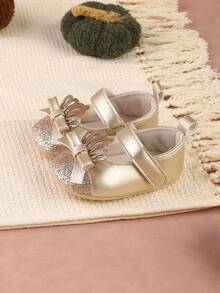 1 Pair Infant Girl Shoes With Bow Hook And Loop Closure, Cute Shiny Mini Crown Design, Round Toe Flat, Suitable For Spring/Autumn, 0-6 Months - Gold - View 2