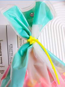 10 pièces attache-câbles en silicone de design étoilé coloré, couleur aléatoire