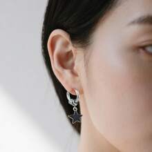1 Pair Stainless Steel Punk Black Star Hoop Earrings, Fashionable Accessory Suitable For Daily Wear For Women