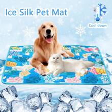 بطانية تبريد ذاتية للكلاب من الحرير المبرّد، وسادة تبريد للكلاب قابلة للغسل والاستخدام الداخلي والخارجي، وأماكن الجلوس في السيارة