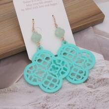 1 par de brincos femininos estilo Lucky Flower Hollow Drop, adequados para uso diário, primavera/verão