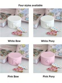 1 Stück kreative strukturierte Retro Schleife Pferd Schmuckkasten, eleganter hübscher Schmuckaufbewahrungskasten als Geschenk, Aufbewahrungsbox mit Schleifen-Pony-Form, runde Aufbewahrungsbox für Schmuck, tragbare Staubbox, perfekt für Schmuck und kleine Accessoires mit Herz-Stickerei Details, Schmuckkasten, Muttertagsgeschenkbox