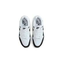Nike 女士 Air Max 1 休闲舒适运动鞋，适合日常穿着且用途广泛 - 白色/峰白/黑色 - 查看 3