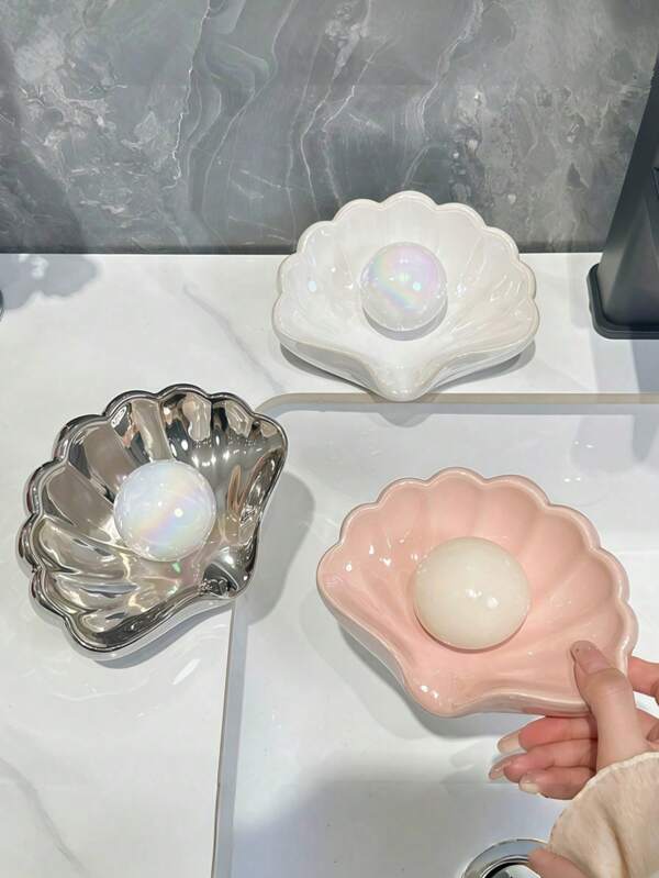 1pc Shell Soap Box, Creative Bathroom Soap Box For Non-Perforated Bathrooms, Automatic Draining Box. Elegant Shell-Shaped Soap Dish, Self-Draining Soap Stand, Bathroom Shower, Kitchen Countertop Decoration, Soap Tray To Keep Soap Dry, Bathroom Soap Box Ornament