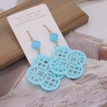1 par de brincos femininos estilo Lucky Flower Hollow Drop, adequados para uso diário, primavera/verão