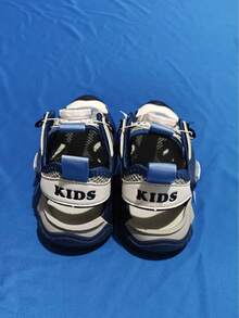 Sandálias infantis, sandálias esportivas infantis com fivela giratória, sandálias de bico fechado, sapatos de praia para meninos