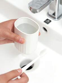 旅行牙刷收纳盒，牙膏牙刷整理器，男女通用便携式旅行牙刷盒，多功能牙刷旅行收纳盒，适合露营、返校、商务旅行、浴室旅行必备、旅行用品、旅行配件、度假、暑假等场合。 - 彩色 - 查看 6