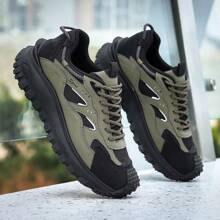 Men Hiking & Trekking Shoes