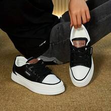 Youthful College Style, Solid Color Mid-Top Sneakers, Simple And Exquisite Craftsmanship, Retro Atmosphere Suitable For All Seasons, Women's Shoes, Casual Sneakers - Black - View 3