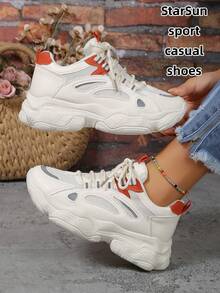 女士春秋新款运动厚底运动鞋，网眼透气厚底浅口坡跟休闲鞋，轻便百搭时尚休闲鞋，系带白/灰色运动鞋，适合所有季节