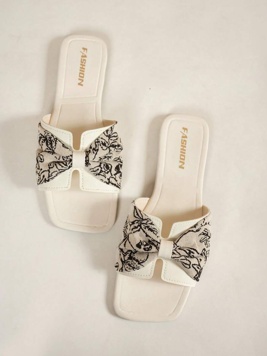 2025 New Summer Women Flat Sandals, Square Toe, Rhinestone Embellished, Fashion Versatile Ladies Slippers - Beige - View 1