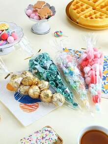 50/100 uds Bolsas cónicas de golosinas, bolsas de palomitas, bolsas de celofán triangulares con lazos retorcidos para caramelos, galletas hechas a mano, regalos de boda, cumpleaños, día de San Valentín, suministros para bufé de dulces y Navidad - transparente - Ver 4