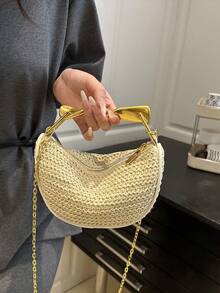 Bolso pequeño elegante con asa metálica. Asa superior metálica dorada y correa ajustable y desmontable de bandolera cruzada. Forro y bolsillo interior. Cierre de cremallera. Bolso pequeño de playa tejido con cremallera y bandolera. - Beis - Ver 2