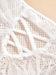 3 Pcs/Set Of Women's Plus Size Panties Lace Splicing Solid Color Hollow Cross Cross Large Size Thongs - Multicolor - View 5