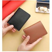 Carteira masculina de cor sólida em PU, porta-cartões de crédito, carteira pequena dobrada na moda e casual, bolsa grande com múltiplos slots de grande capacidade, usada para carteira de identidade, carteira de motorista, cartão de crédito, presente ideal para namorado, adequado para adolescentes, casual de verão, ao ar livre, atlético ou viagem de férias, ou presentes de formatura ou aniversário, acessórios formais/de negócios