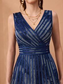 V领印花荷叶边下摆高端晚礼服