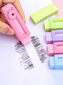 1个可伸缩按压式橡皮擦，适合学生使用，干净无残留，灵活方便。适用于学习、绘画、冰上作业。小巧精致，方便携带回学校