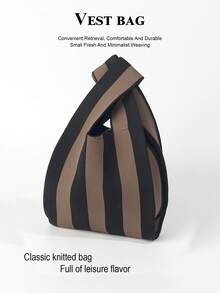 这款黑白条纹针织透气轻便可折叠便携手提包，专为女性设计，可收纳手机、雨伞、化妆品、口红、香水、书籍、iPad、衣物等，适合日常、度假、上学、通勤、购物、工作、摄影、徒步、露营、跑步等各种场合，也是送给妈妈的理想礼物，四季皆宜。 - 棕色 - 查看 9