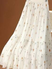 LuminousWealth Women's Elegant Floral Pleated Maxi Dress - Colorful Floral Pattern, High Waist, Flowing Design, Suitable For All Seasons, High Waist Skirt, Great For Christmas And New Year