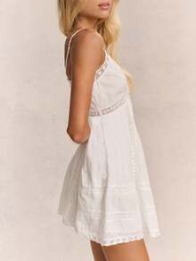 Women Lace V Neck Short Dress Spaghetti Strap Backless Sleeveless Mini Dress Cinched Waist Flowy Beach Dresses - 白色 - 查看 3