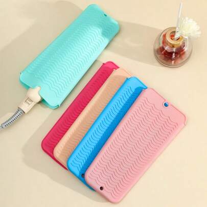 1 件硅胶耐热垫、直发器收纳袋组合耐热垫，适用于美发工具、硅胶加热垫和卷发器支架、专业便携式旅行平板熨斗垫袋套，适用于台面、返校、旅行度假必需品、女士发饰