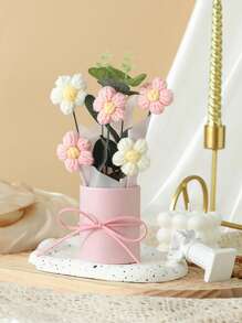 1 Set Handmade Knitted Yarn Artificial Flower Bouquet, Fabric & Knitted Man-Made Flowers, Including Paper Bucket, 5 Yarn Crochet Flowers, Suitable For Mom, Friend's, Or Anniversary Gifts, Mother's Day Gifts, Valentine's Day Gifts, Birthday Gifts, Home Decorations