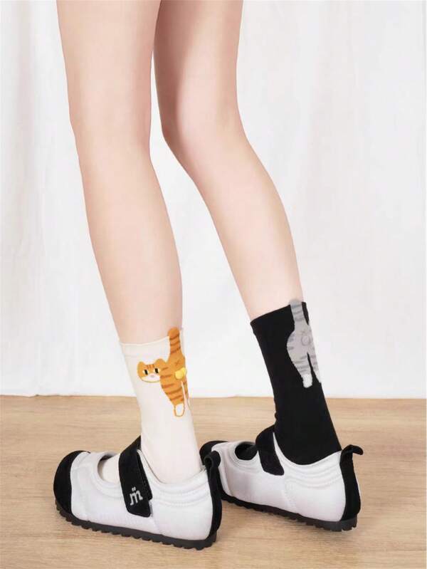 1/2 pares de calcetines de media pantorrilla cómodos para primavera y verano con gráfico de gato y pompón divertido